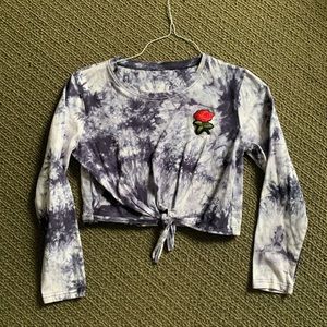 Long sleeve crop top